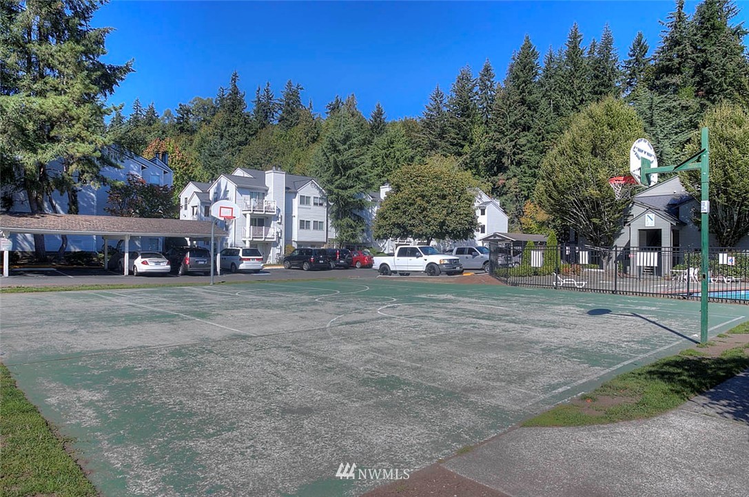 9805 Avondale Road Northeast, Unit Q147 Redmond, WA 98052 - Photo 23 of 25 Gallery Image 23