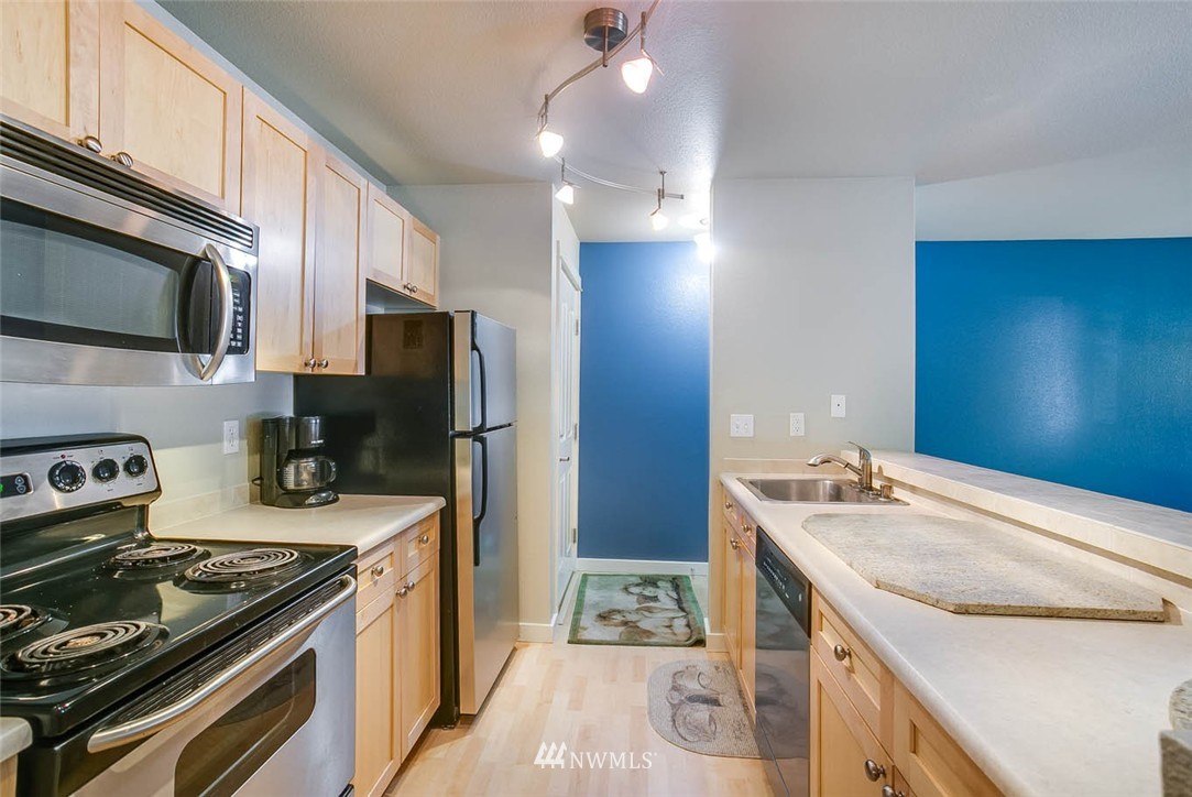 9805 Avondale Road Northeast, Unit Q147 Redmond, WA 98052 - Photo 5 of 25 Gallery Image 5