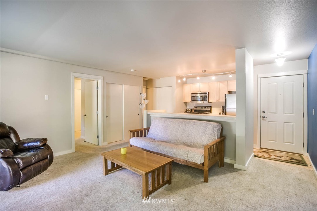 9805 Avondale Road Northeast, Unit Q147 Redmond, WA 98052 - Photo 8 of 25 Gallery Image 8