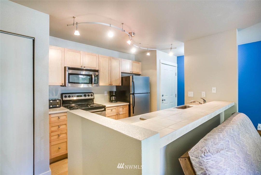 9805 Avondale Road Northeast, Unit Q147 Redmond, WA 98052 - Photo 10 of 25 Gallery Image 10