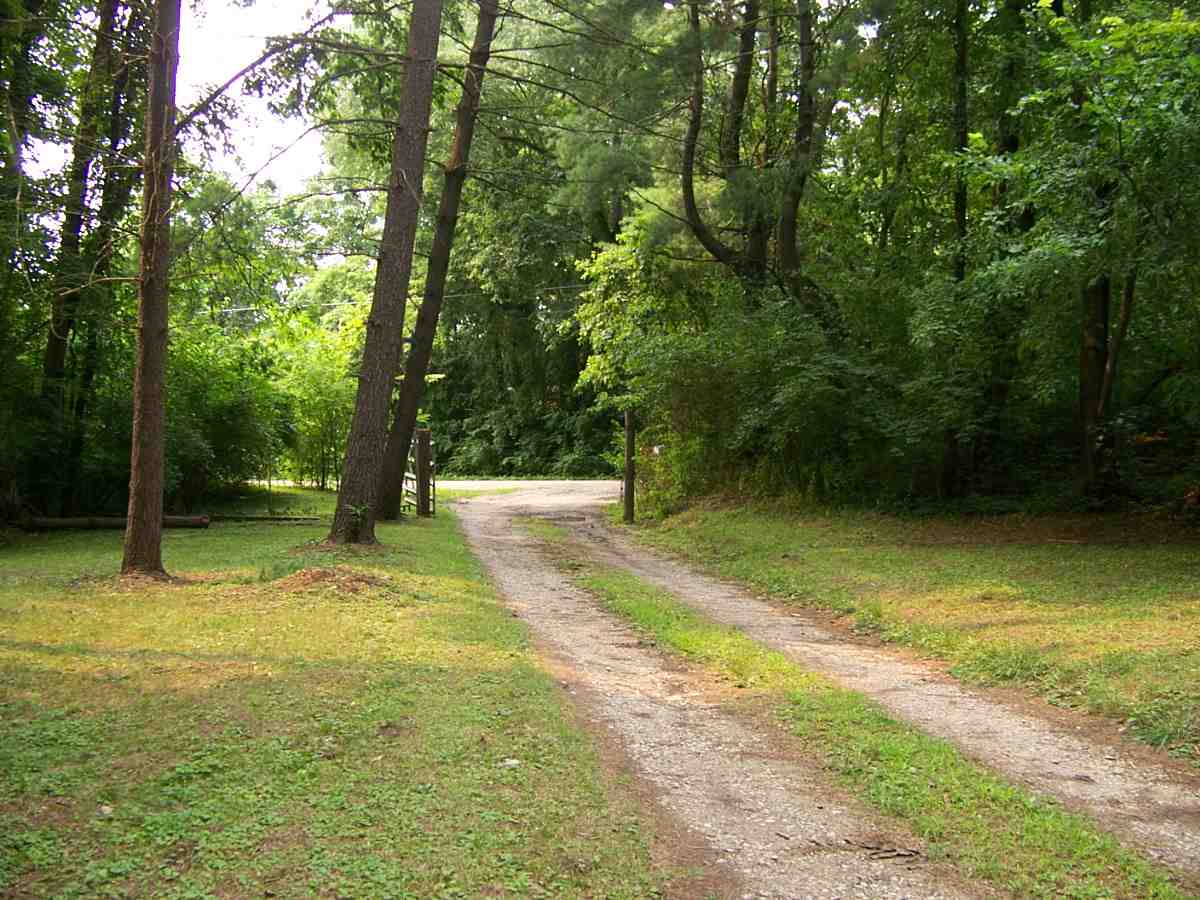 1810 Mackey Ferry Road Mount Vernon, IN 47620 - Photo 9 of 29 Gallery Image 9