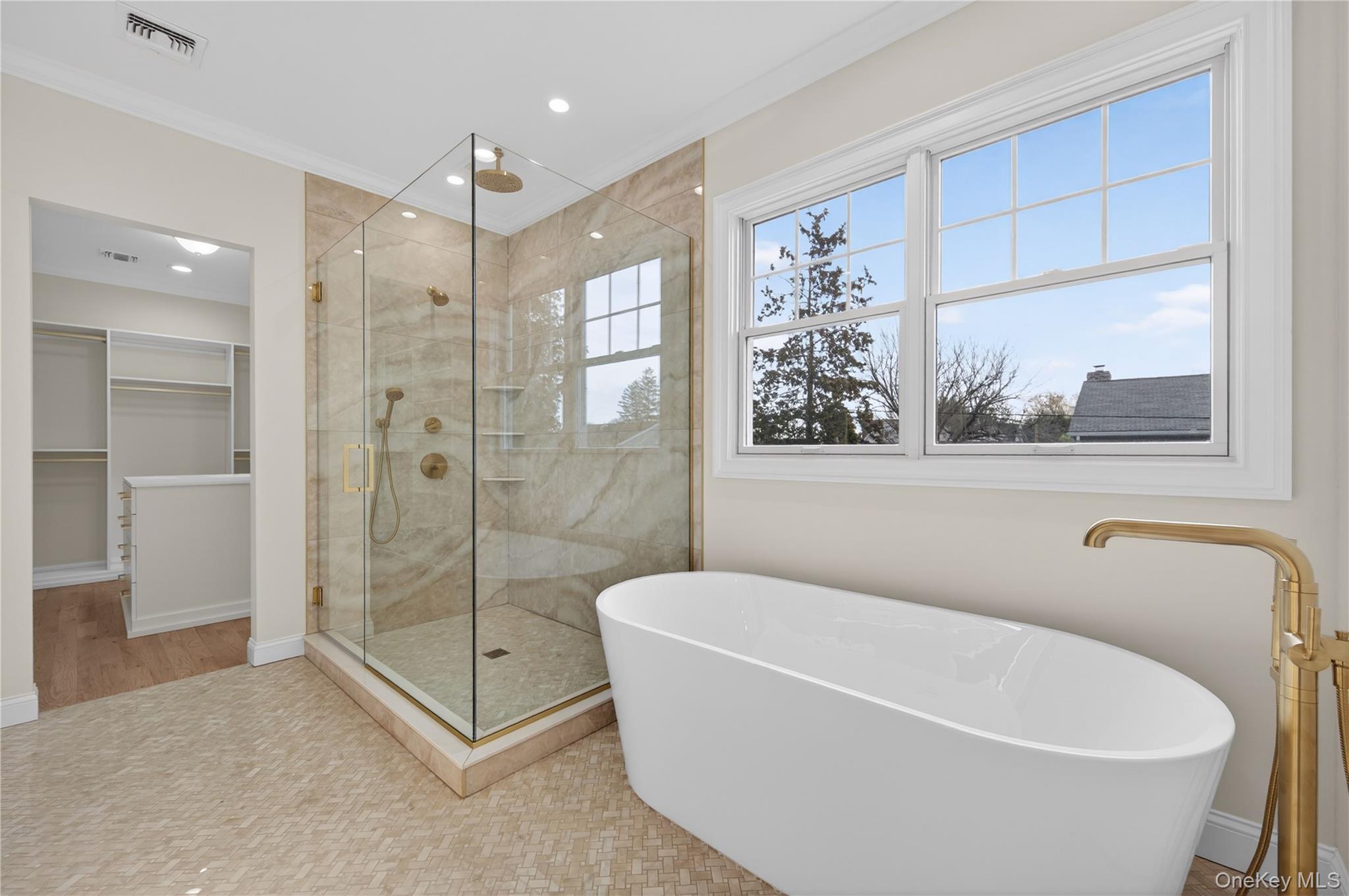 229 Brixton Road Garden City, NY 11530 - Photo 24 of 40