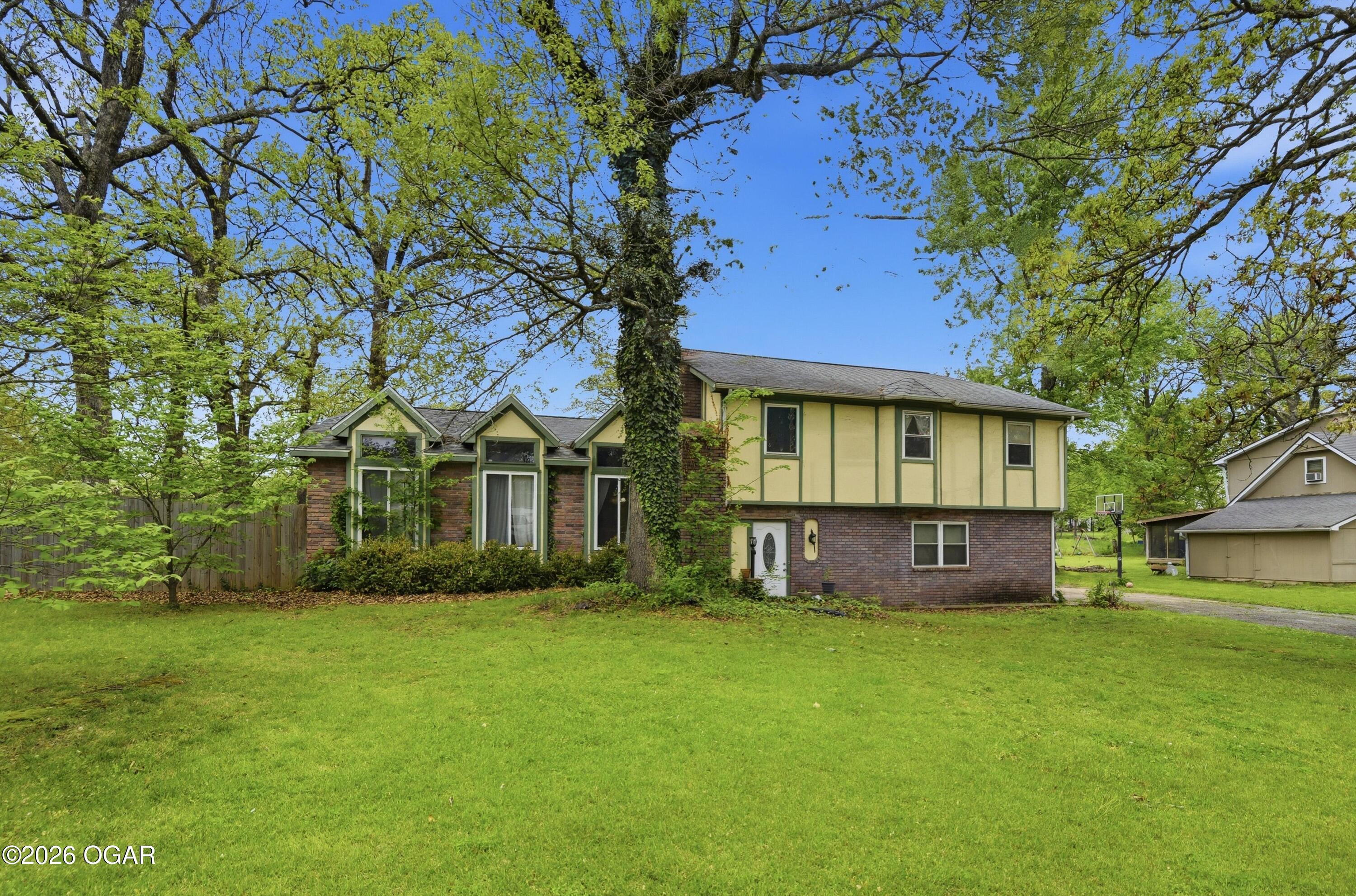 2098 Oak Cliff Road Joplin, MO 64801 - Photo 1 of 1 001