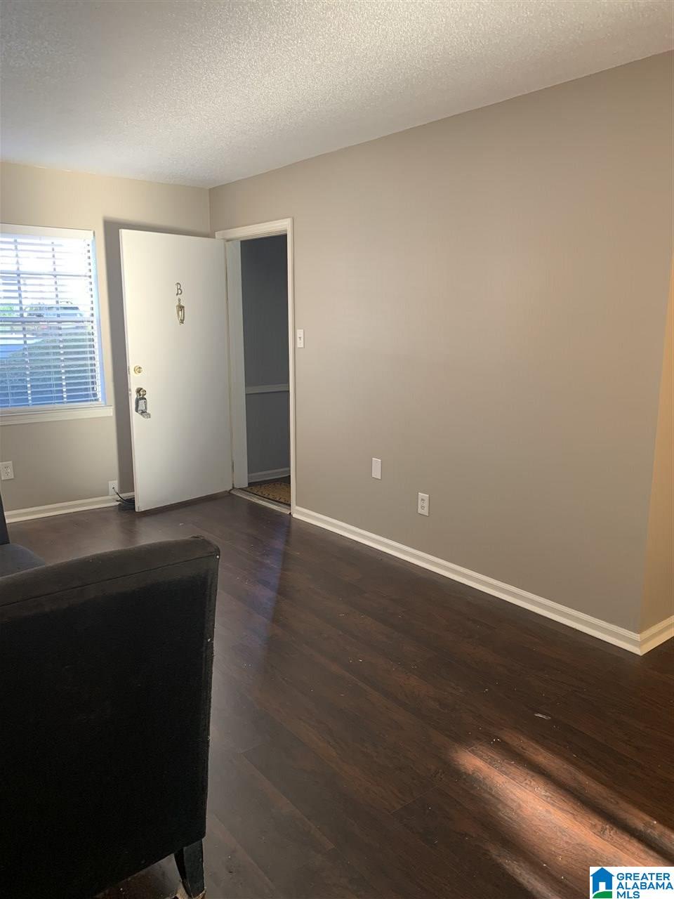 3412 Sandner Court, Unit B Birmingham, AL 35209 - Photo 6 of 22