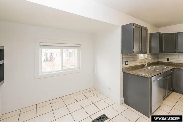 $230,000 | 34 South 6th W Street, Green River, WY 82935