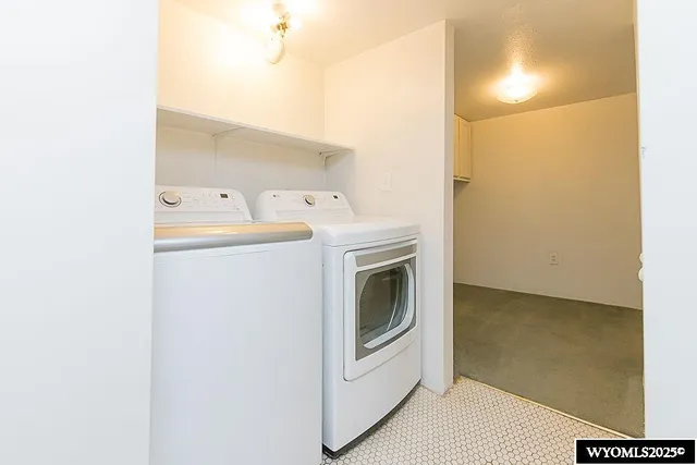 $230,000 | 34 South 6th W Street, Green River, WY 82935