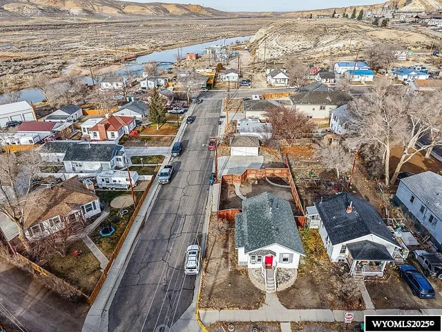$230,000 | 34 South 6th W Street, Green River, WY 82935