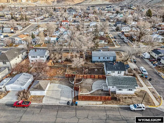 $230,000 | 34 South 6th W Street, Green River, WY 82935