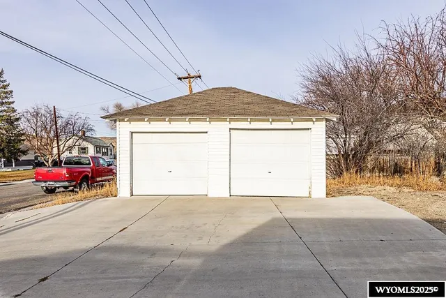 $230,000 | 34 South 6th W Street, Green River, WY 82935