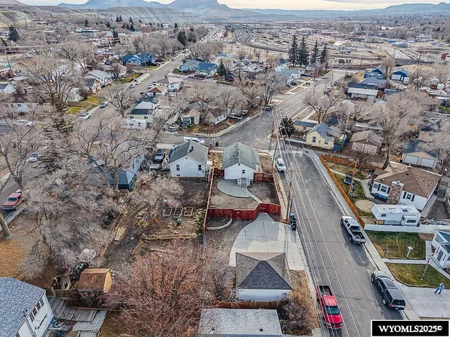 $230,000 | 34 South 6th W Street, Green River, WY 82935