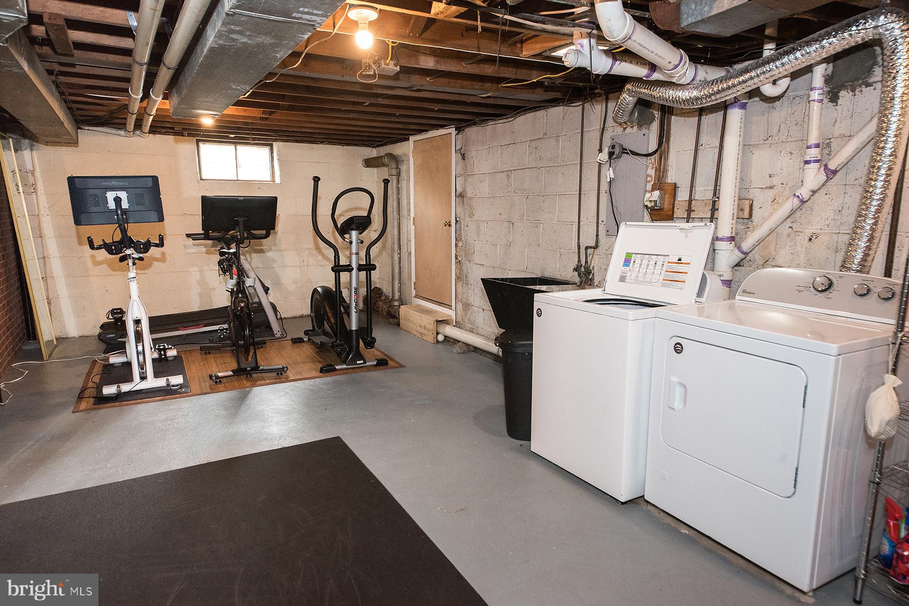 546 Maple Avenue Ewing, NJ 08618 - Photo 21 of 37 Basement laundry