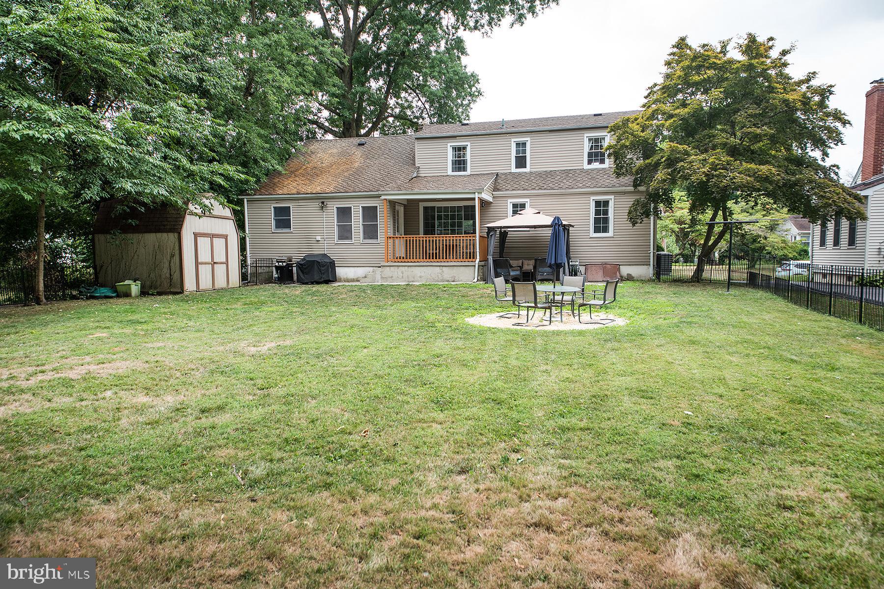 546 Maple Avenue Ewing, NJ 08618 - Photo 34 of 37 Large backyard!