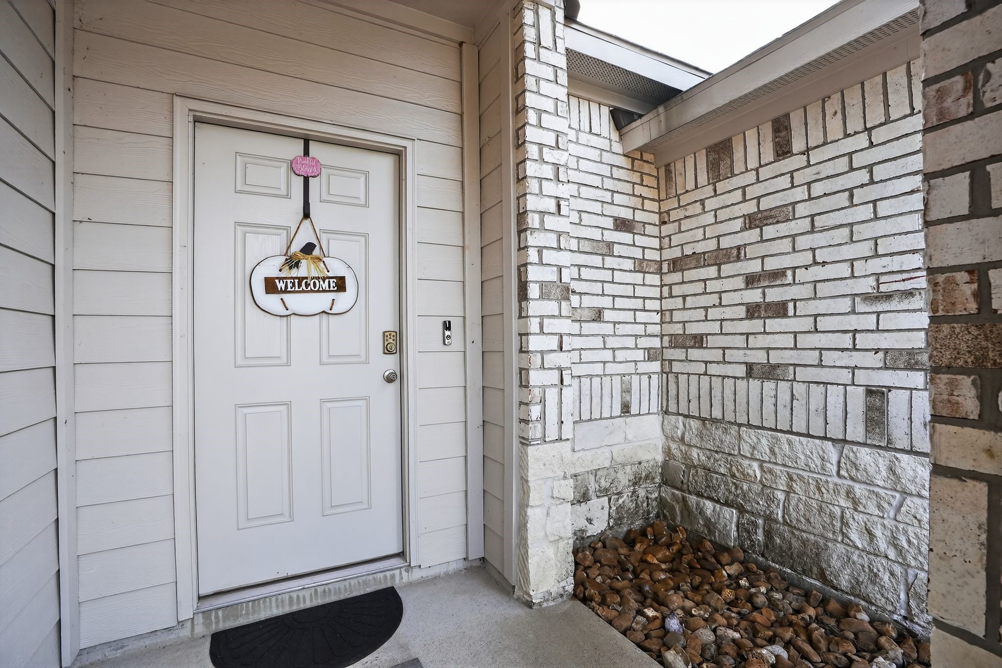 12324 New River Trail Conroe, TX 77384 - Photo 4 of 31