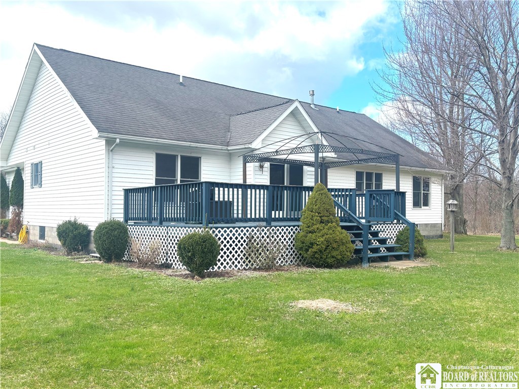 9178 Walden Road Pomfret, NY 14063 - Photo 3 of 26