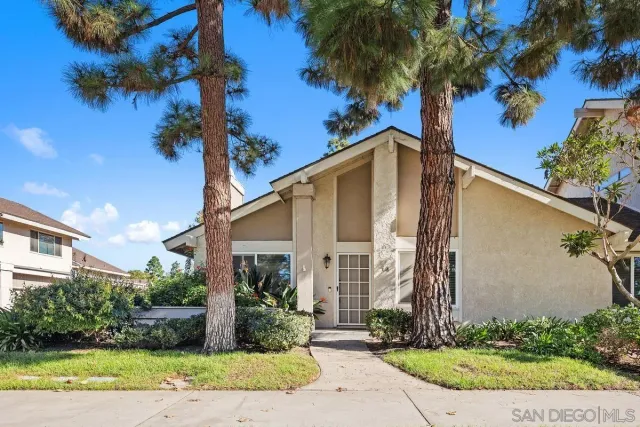 $1,080,000 | 14 Dragonfly, Unit 25, Irvine, CA 92604