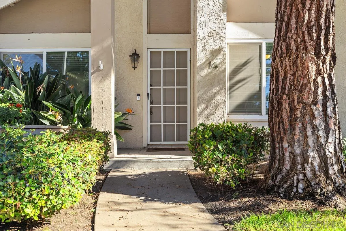 14 Dragonfly, Unit 25 Irvine, CA 92604 - Photo 4 of 29 a view of a entryway door