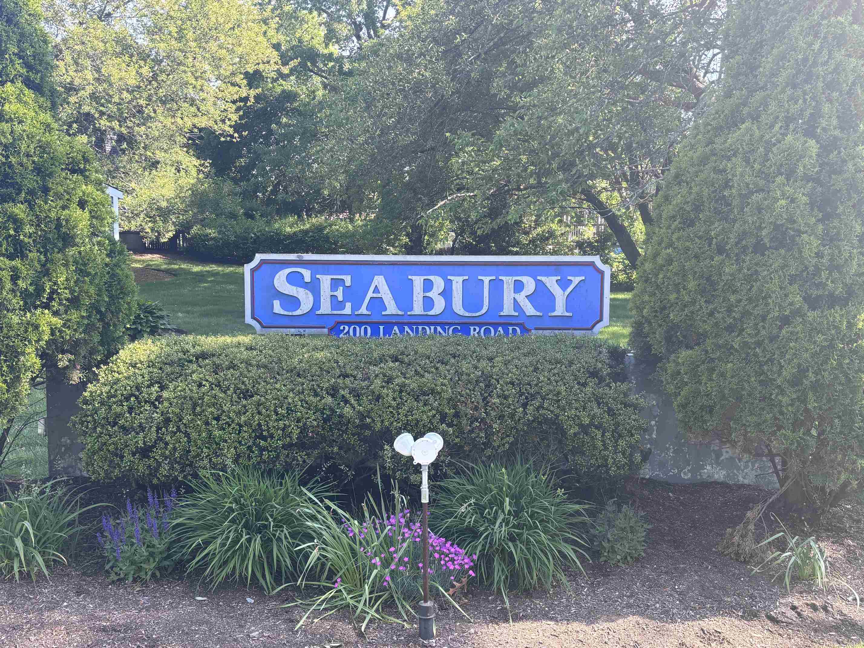 102 Seabury, Unit 102 Hampton, NH 03842 - Photo 2 of 26