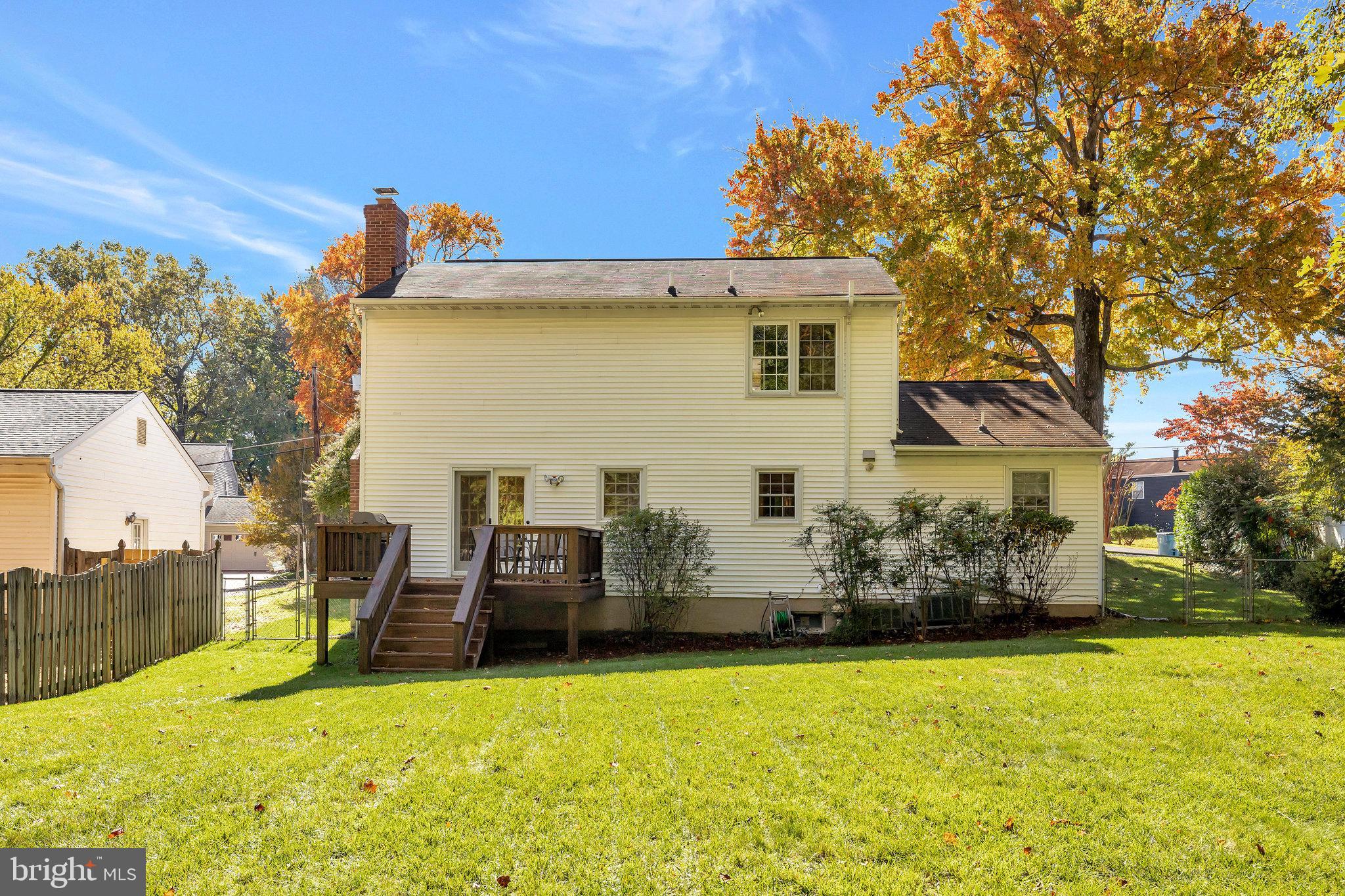 9826 Five Oaks Road Fairfax, VA 22031 - Photo 43 of 43 Rear