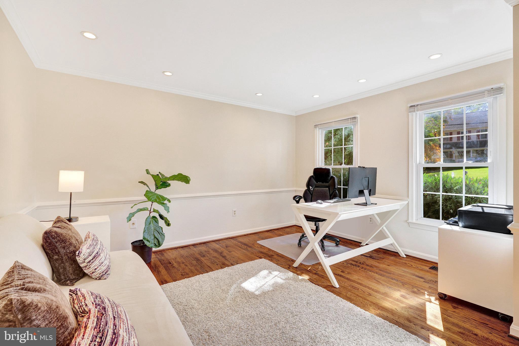 9826 Five Oaks Road Fairfax, VA 22031 - Photo 7 of 43 Office