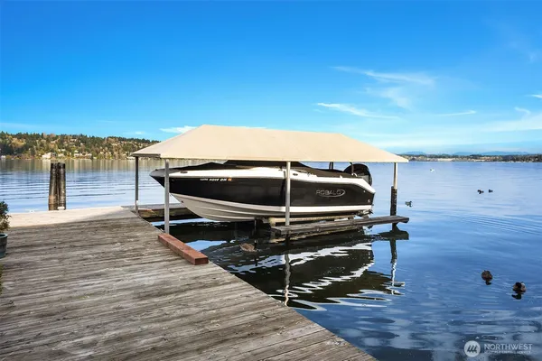 a ocean view with a bench