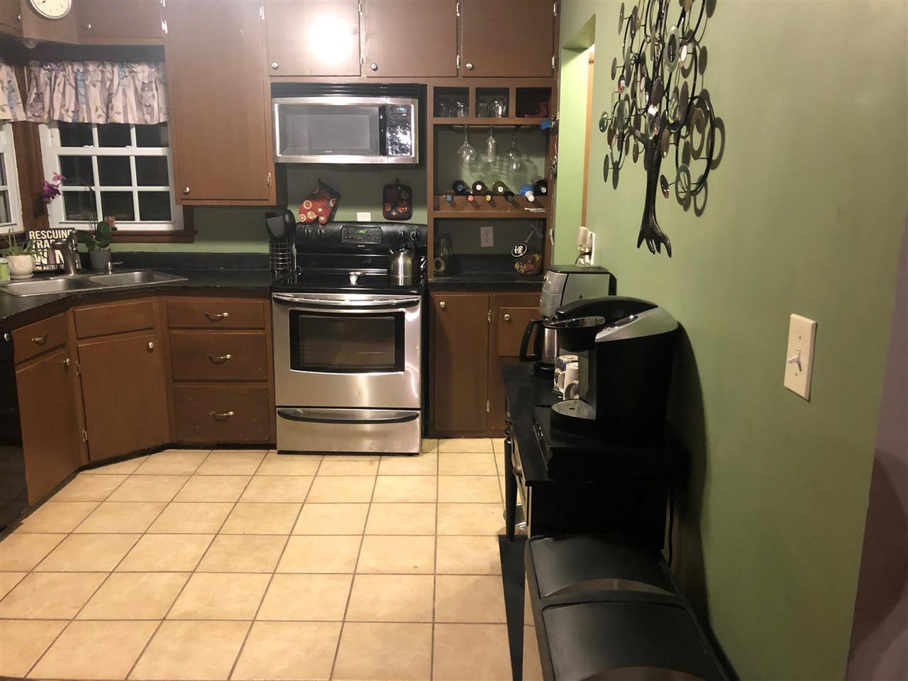 407 30th Street Bay City, MI 48708 - Photo 3 of 14 Gallery Image 3