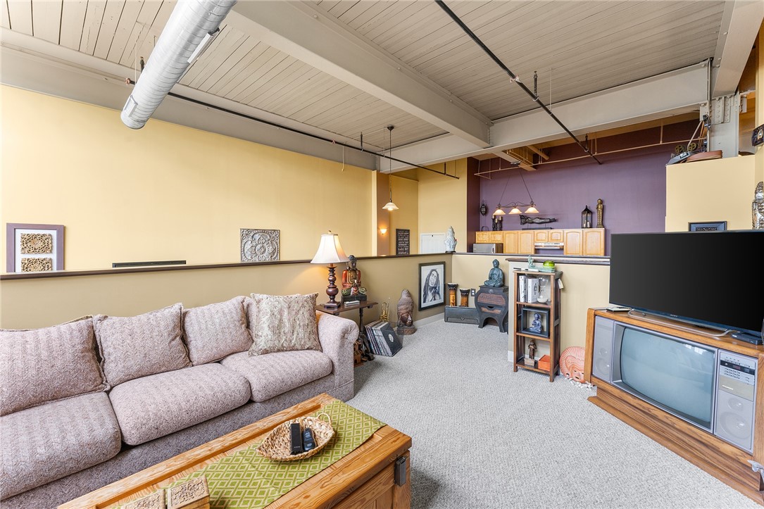 685 Social Street, Unit 204 Woonsocket, RI 02895 - Photo 17 of 28 Gallery Image 17