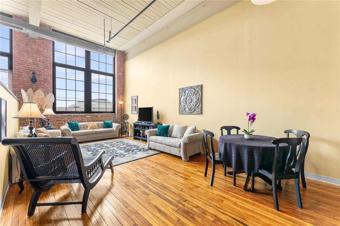 685 Social Street, Unit 204 Woonsocket, RI 02895 - Photo 4 of 28 Gallery Image 4
