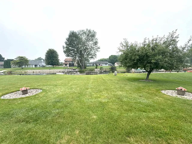 $490,000 | 5235 Chesapeake Court, Oshkosh, WI 54901