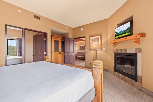 $238,900 | 2411 River, Unit 2311, Wisconsin Dells, WI 53965