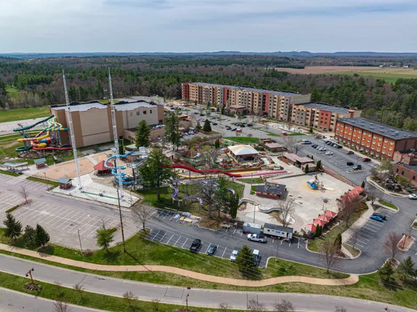 $238,900 | 2411 River, Unit 2311, Wisconsin Dells, WI 53965
