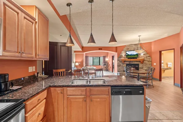 $238,900 | 2411 River, Unit 2311, Wisconsin Dells, WI 53965