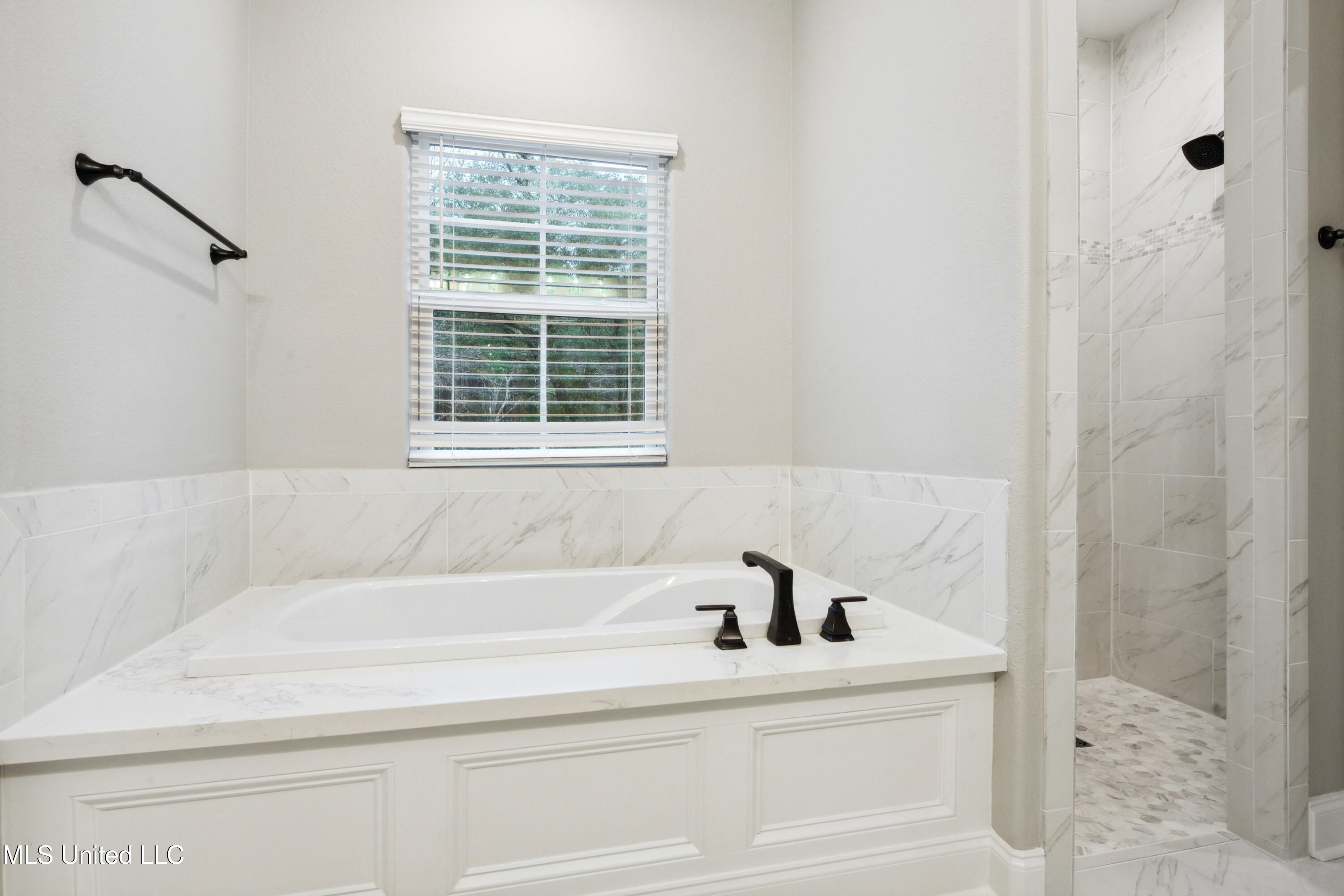 13088 John Lee Road Biloxi, MS 39532 - Photo 15 of 21 0018-018