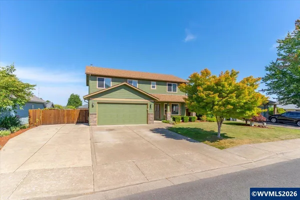 $539,900 | 614 Northwest Heath Street, Dallas, OR 97338
