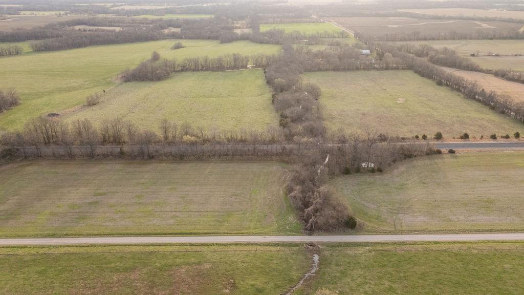 3043 East Zodiac Road Bronaugh, MO 64728 - Photo 12 of 37