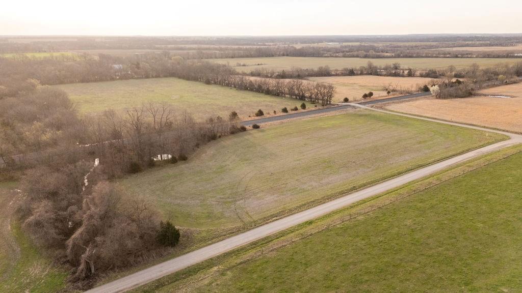 3043 East Zodiac Road Bronaugh, MO 64728 - Photo 14 of 37