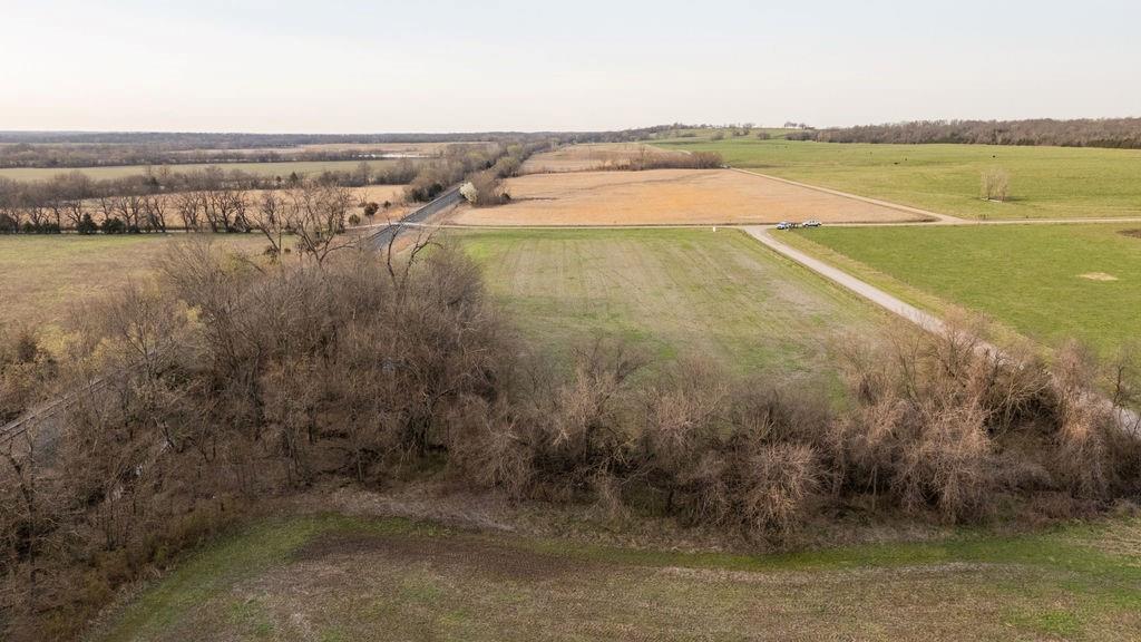 3043 East Zodiac Road Bronaugh, MO 64728 - Photo 16 of 37