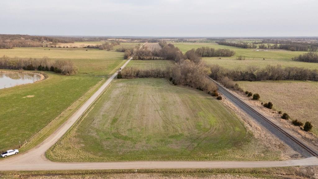 3043 East Zodiac Road Bronaugh, MO 64728 - Photo 19 of 37