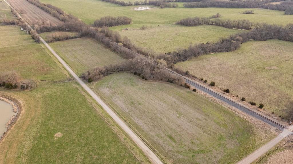 3043 East Zodiac Road Bronaugh, MO 64728 - Photo 20 of 37