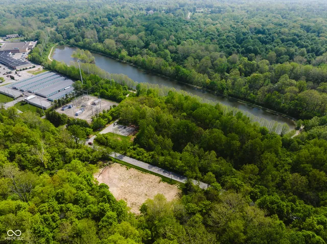 $180,000 | 9602 Fall Creek Road, Indianapolis, IN 46256