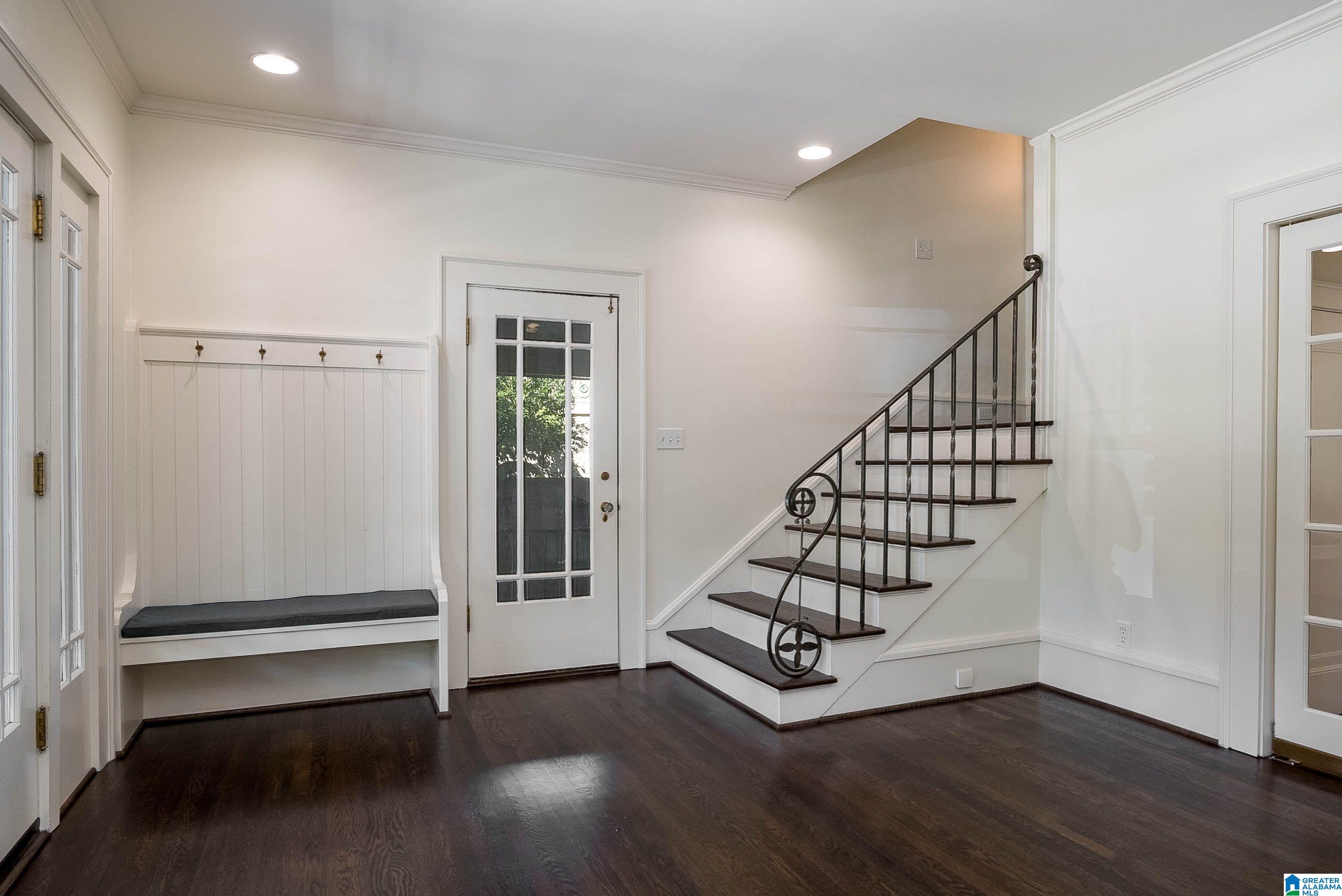 1011 Glen View Road Birmingham, AL 35222 - Photo 6 of 35