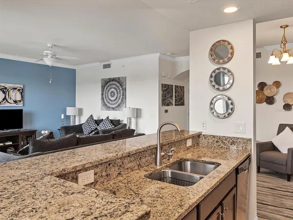 $2,150 | 16804 Vardon Terrace, Unit 306, Bradenton, FL 34211