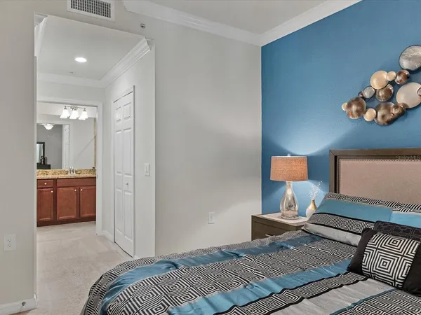 $2,150 | 16804 Vardon Terrace, Unit 306, Bradenton, FL 34211