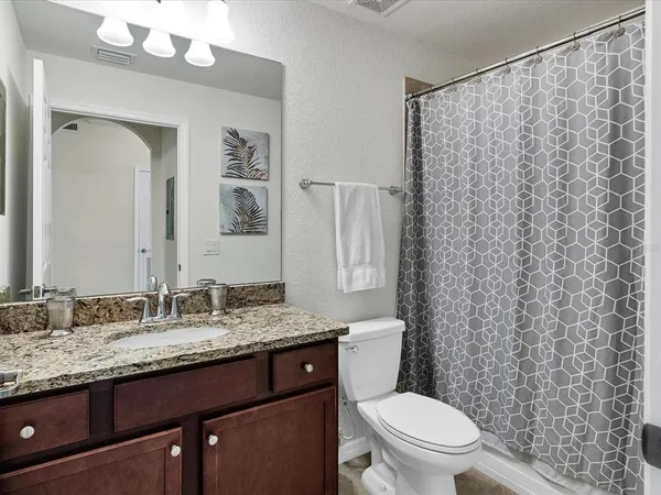 $2,150 | 16804 Vardon Terrace, Unit 306, Bradenton, FL 34211