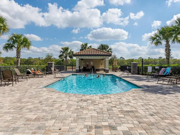$2,150 | 16804 Vardon Terrace, Unit 306, Bradenton, FL 34211