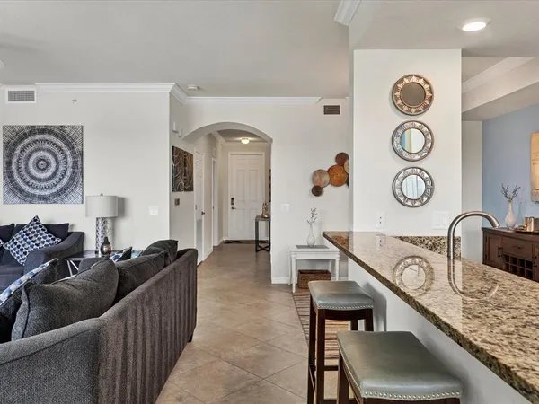 $2,150 | 16804 Vardon Terrace, Unit 306, Bradenton, FL 34211