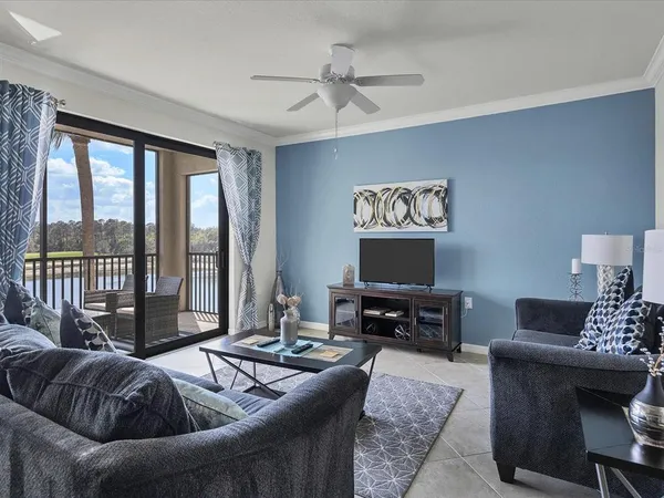$2,150 | 16804 Vardon Terrace, Unit 306, Bradenton, FL 34211