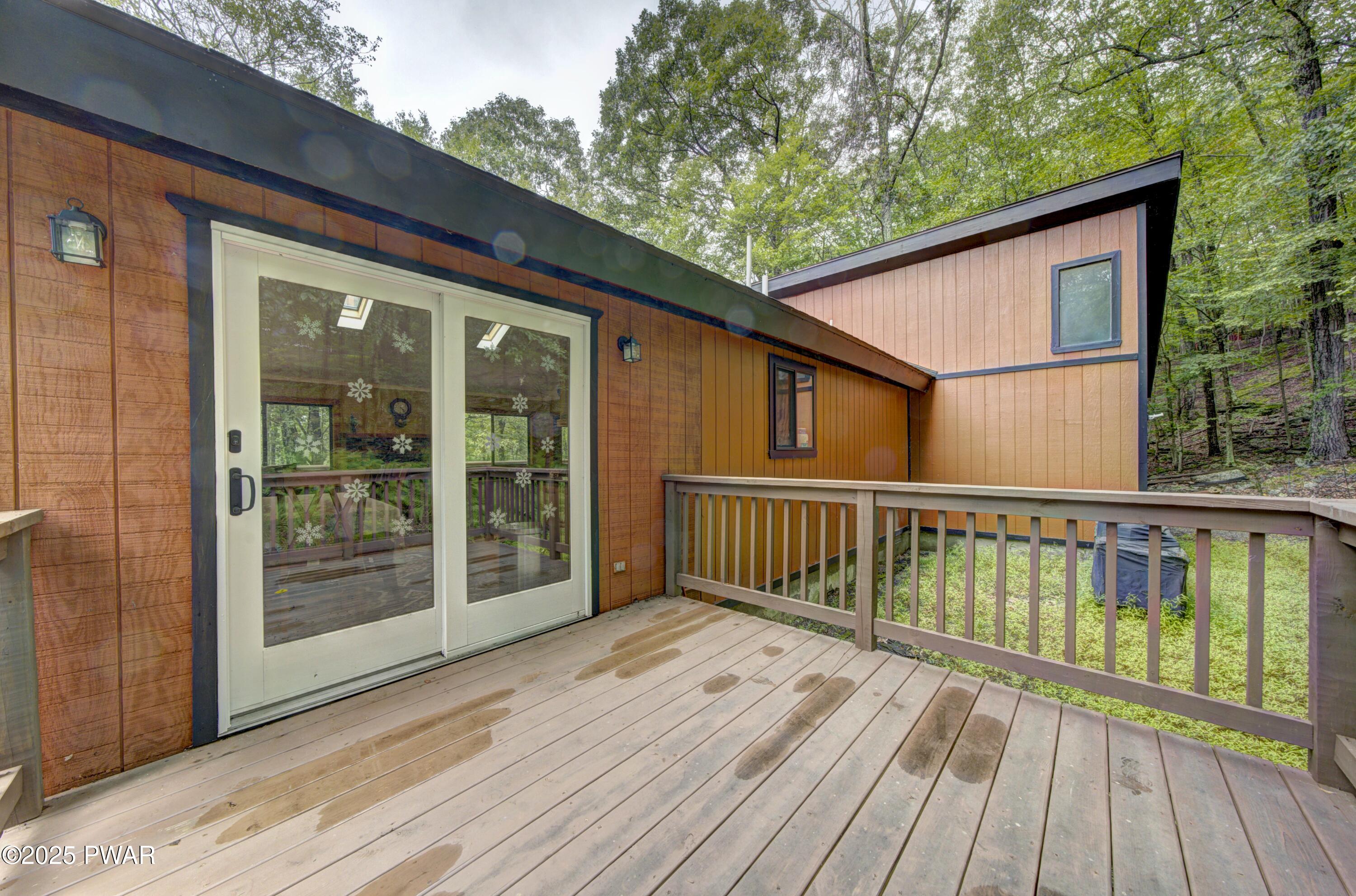 102 Tuckermans Ravine, Unit RAVINE Tafton, PA 18464 - Photo 32 of 48