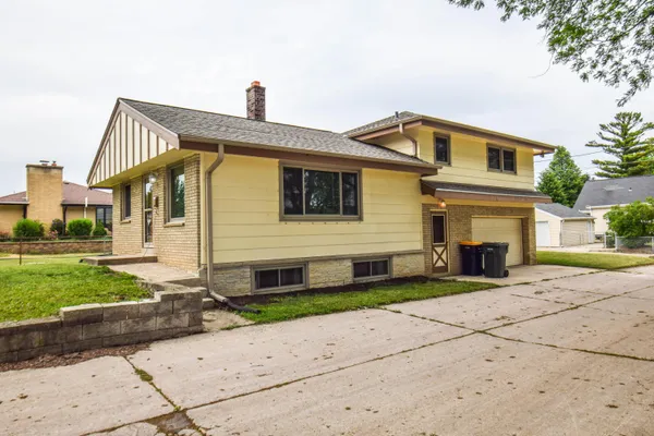 $349,000 | 836 South 95th Street, West Allis, WI 53214