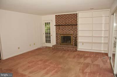 14406 Katie Road Phoenix, MD 21131 - Photo 8 of 15 Family Room