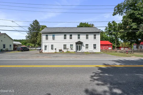 $1,735,000 | 319 Speigletown Road, Troy, NY 12182